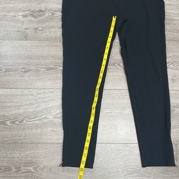 Talbots Petites Black Pull On Elastic Waistband Skinny Pants Ankle Zip MP - Picture 10 of 14